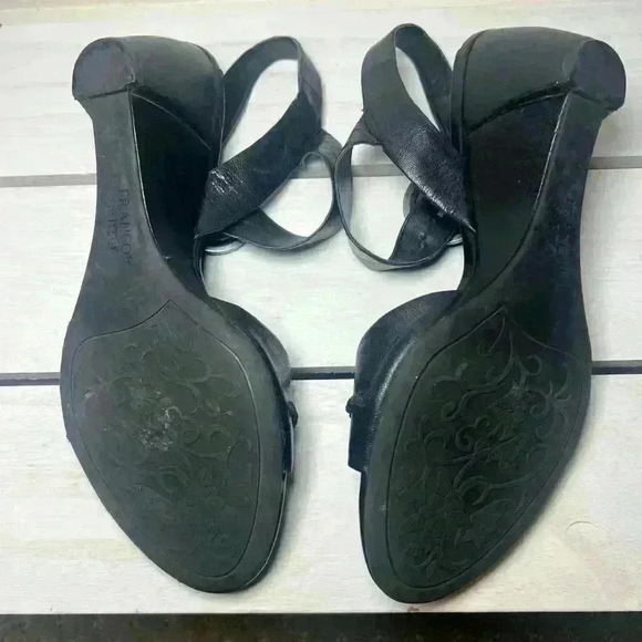 Franco Sarto Women’s Black Leather Ankle Strap Wedge Sandals Size 7 1/2 M - Picture 15 of 16